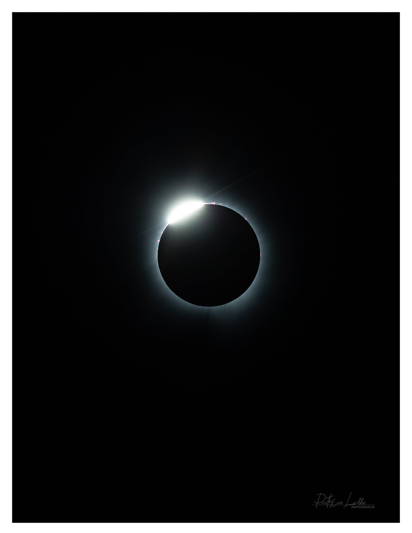 Eclipse 2024 anneau de diamant le debut