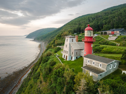 Phare et Berge